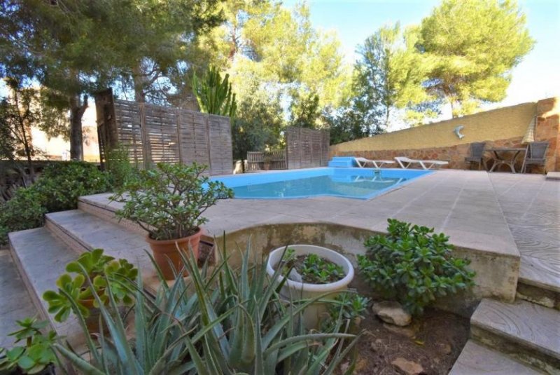 Orihuela Costa Beeindruckendes Villenobjekt mit 6 Schlafzimmern und Privatpool Haus kaufen