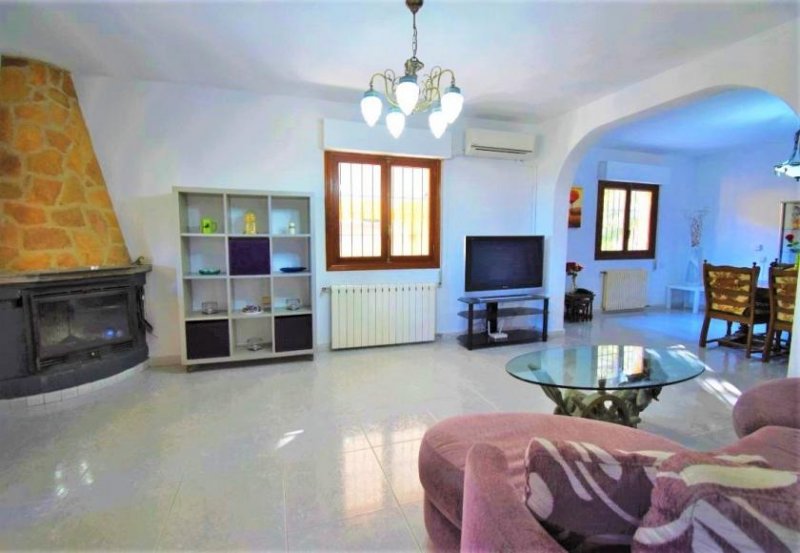 Orihuela Costa Beeindruckendes Villenobjekt mit 6 Schlafzimmern und Privatpool Haus kaufen