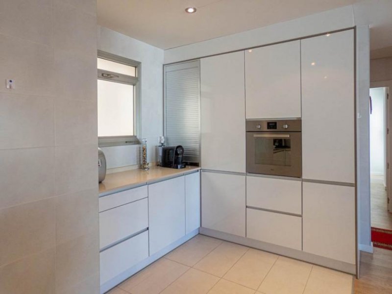 Orihuela Costa Fantastisches Appartement mit 4 Schlafzimmern, 2 Bädern, großer Terrasse, Meerblick und Gemeinschaftspool Wohnung kaufen