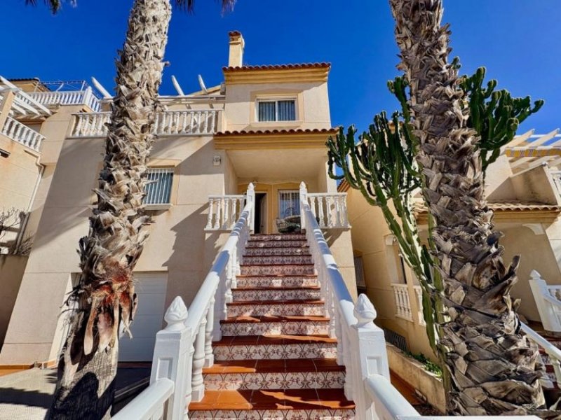 Orihuela Costa Premium-Einfamilienhaus in Residencial Montegolf mit Meer- und Golfblick Haus kaufen
