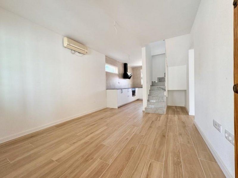 Orihuela Costa Villa mit 4 Schlafzimmern, 2 Bädern und Gemeinschaftspool Haus kaufen