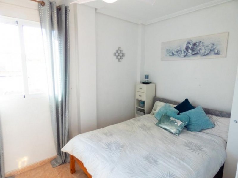 Playa Flamenca Villa mit 4 Schlafzimmern, 3 Bädern, Dachterrasse, Privatpool und schönem Ausblick Haus kaufen