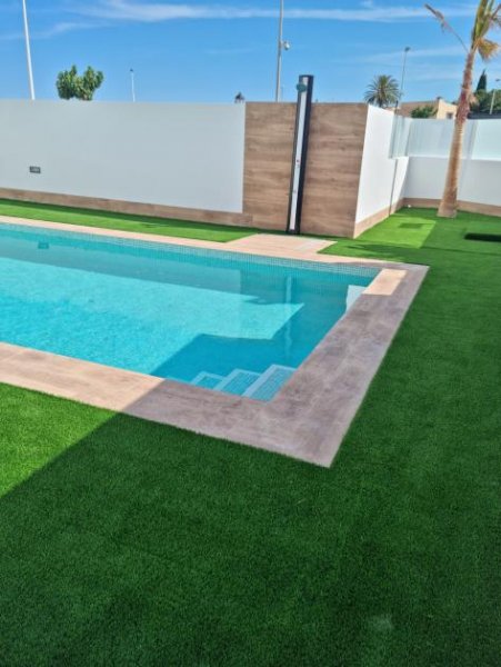 Pilar de la Horadada Schönes Penthouse mit Gemeinschaftspool in Meeresnähe Wohnung kaufen