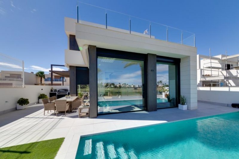 Pilar de la Horadada Wunderschöne Villa am Golfplatz Lo Romero Haus kaufen