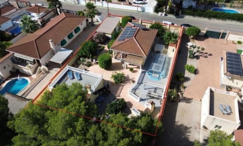 Pinar De Campoverde Wunderschönes Anwesen in El Pinar de Campoverde mit Haupthaus, Gästehaus, Garage und Privatpool Haus kaufen