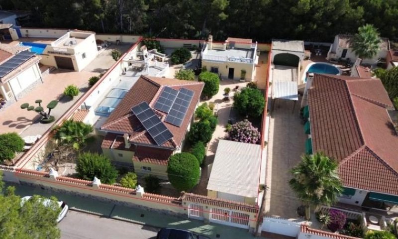 Pinar De Campoverde Wunderschönes Anwesen in El Pinar de Campoverde mit Haupthaus, Gästehaus, Garage und Privatpool Haus kaufen