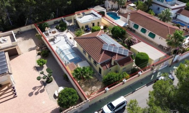 Pinar De Campoverde Wunderschönes Anwesen in El Pinar de Campoverde mit Haupthaus, Gästehaus, Garage und Privatpool Haus kaufen