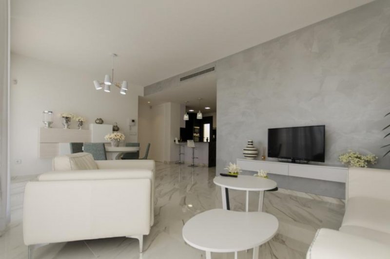 San Miguel de Salinas Luxuriöse Villa mit Pool Haus kaufen