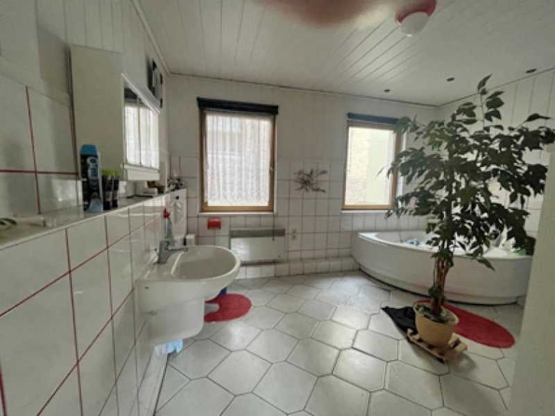 Finsterwalde Viel Immobilie für kleines Geld - Investor gesucht! Haus kaufen