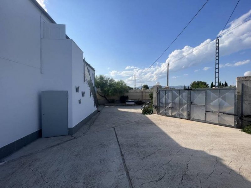 Castalla Landhaus-Villa mit 3 Schlafzimmern und 2 Bädern Haus kaufen