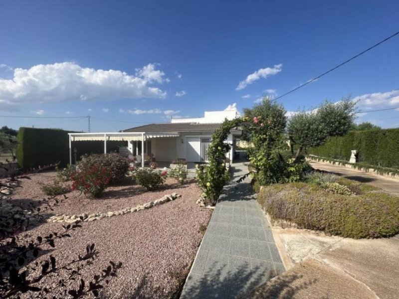 Castalla Landhaus-Villa mit 3 Schlafzimmern und 2 Bädern Haus kaufen