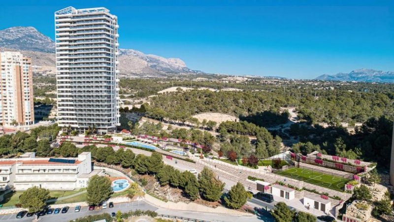 Benidorm Penthouse-Wohnungen mit 3 Schlafzimmern, 2 Bädern, Gäste-WC, Klimaanlage, Fußbodenheizung, Kfz-Stellplatz und Meerblick nur 1