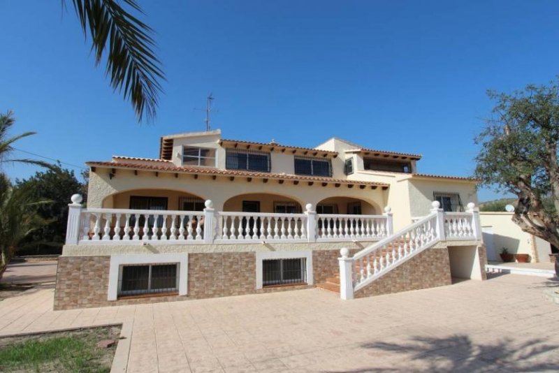 El Campello Große renovierte Villa nur 2 km vom Meer entfernt Haus kaufen