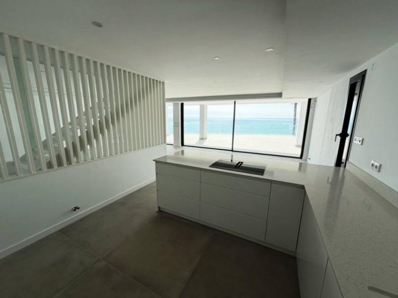 El Campello Komplett renovierte Villa direkt am Meer - mit Meer- und Küstenblick! Haus kaufen