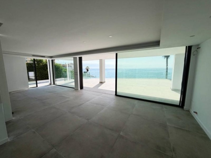 El Campello Komplett renovierte Villa direkt am Meer - mit Meer- und Küstenblick! Haus kaufen