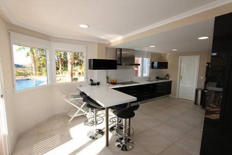 El Campello Schöne Villa mit großem privatem Pool und beeindruckendem Blick über die Küste Haus kaufen