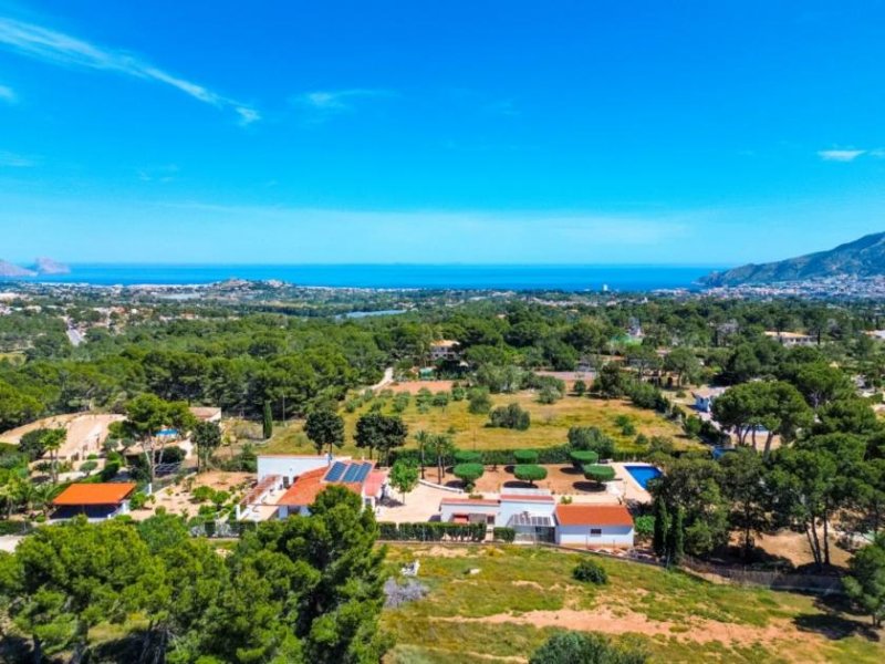 Alfaz del Pi Privates Anwesen im mediterranen Finca-Stil mit freiem Blick auf die Berge und großzügigen Außenbereichen Haus kaufen