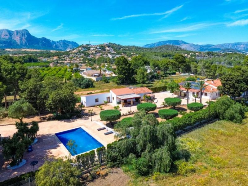 Alfaz del Pi Privates Anwesen im mediterranen Finca-Stil mit freiem Blick auf die Berge und großzügigen Außenbereichen Haus kaufen