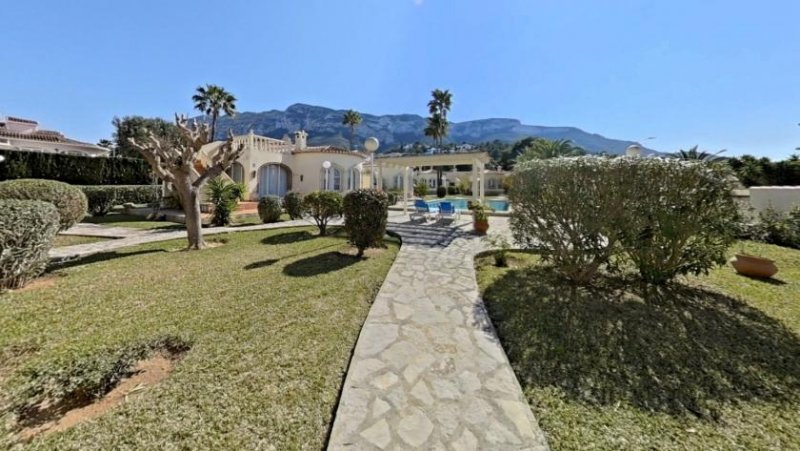 Denia Einfamilienhaus in Grenzbauweise in ruhiger Lage nahe dem Zentrum von Dénia Haus kaufen