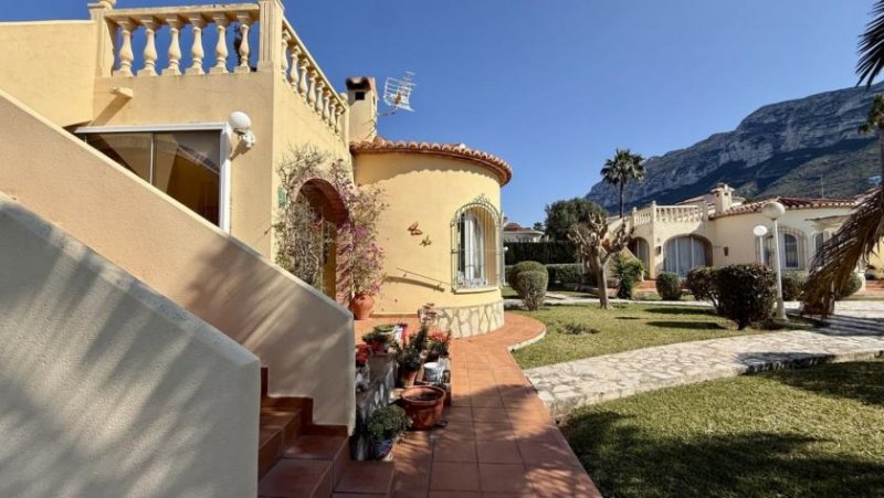 Denia Einfamilienhaus in Grenzbauweise in ruhiger Lage nahe dem Zentrum von Dénia Haus kaufen