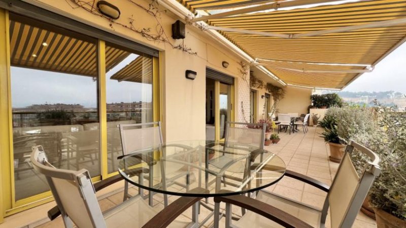 Denia Exklusives Duplex-Penthouse mit 4 Schlafzimmern und privatem Pool auf der Dachterrasse Wohnung kaufen