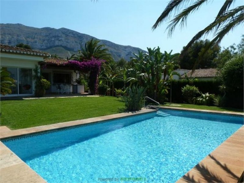 Denia Fantastische große ebenerdige mediterrane Villa für Spanienliebhaber Haus kaufen
