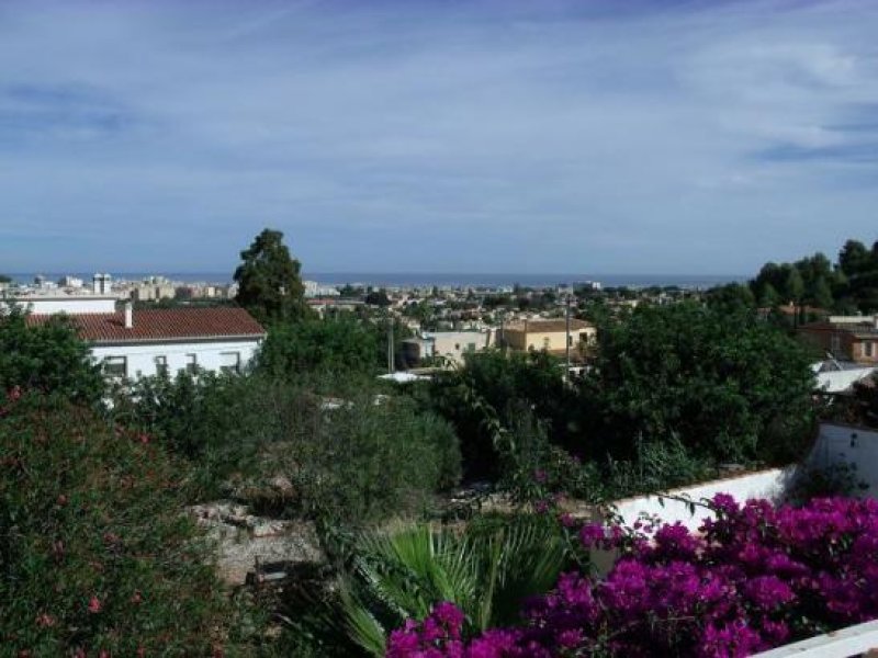 Denia Freistehendes Haus mit separatem Baugrundstück Haus kaufen