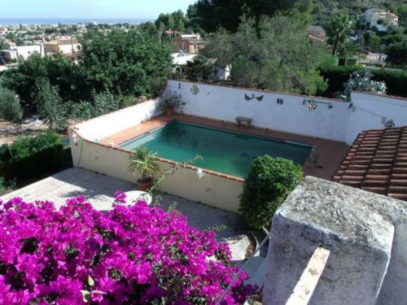 Denia Freistehendes Haus mit separatem Baugrundstück Haus kaufen