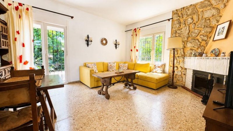 Denia Gemütliche 2 Schlafzimmer Finca in der Nähe vom Strand mit tollem Garten Haus kaufen