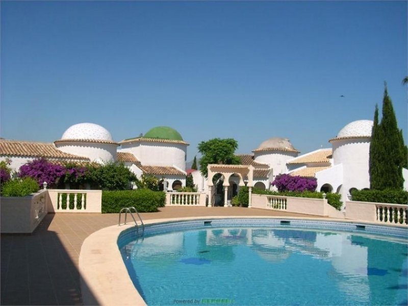 Denia Hübsches stadtnahes Haus in fantastischer mediterranen Anlage Haus kaufen