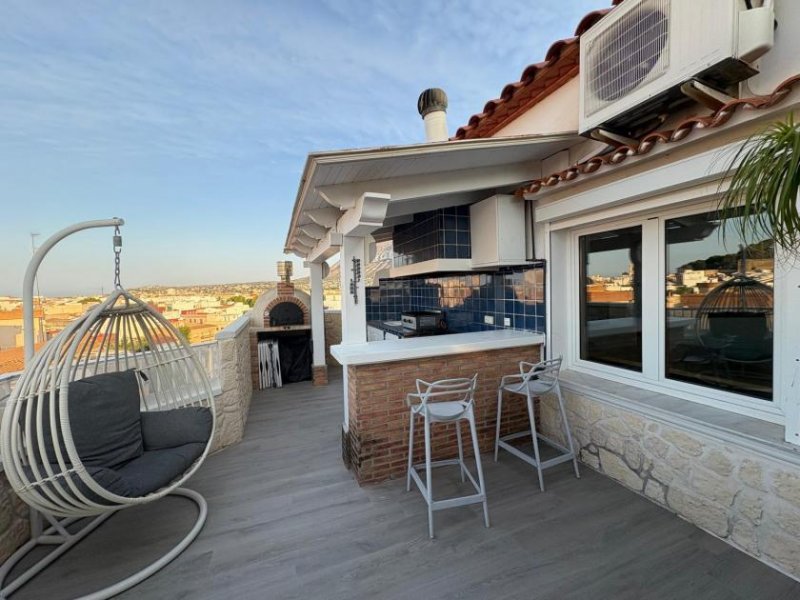 Denia Renovierte Maisonette-Wohnung mit 50 m² Terrasse und Meer- und Burgblick im Zentrum von Dénia Wohnung kaufen