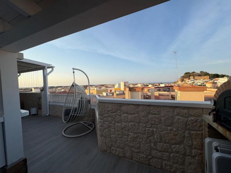 Denia Renovierte Maisonette-Wohnung mit 50 m² Terrasse und Meer- und Burgblick im Zentrum von Dénia Wohnung kaufen