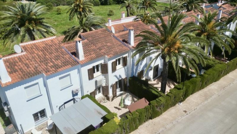 Denia Sehr gepflegtes Reihenhaus mit 3 Schlafzimmern in der beliebten Ferienanlage El Palmar mit großer Poollandschaft Haus kaufen