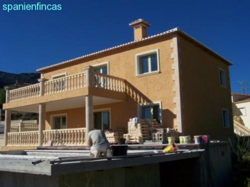 Calpe PROVISIONSFREI !!! NEUBAU Villa 548 qm, 6 Doppelschlafzimmer, 3 Badezimmer, Schwimmbecken, grosse Garage, 900 qm Grundstück,