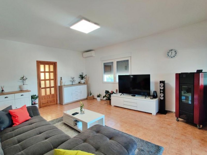 Calpe Villa mit 2 separaten Wohnungen, Pool und Meerblick Haus kaufen