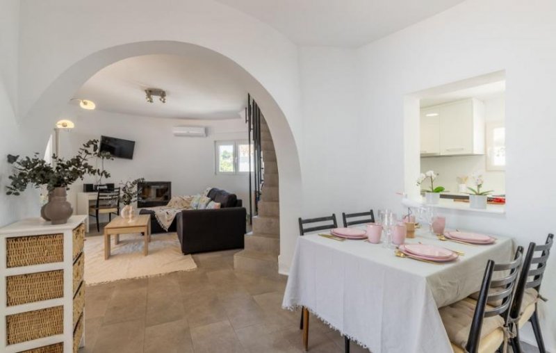 Benissa Beeindruckende renovierte Villa mit 3 Schlafzimmern, 3 Bädern, Privatpool und Vermietlizenz, nur 2 Gehminuten vom Strand Haus