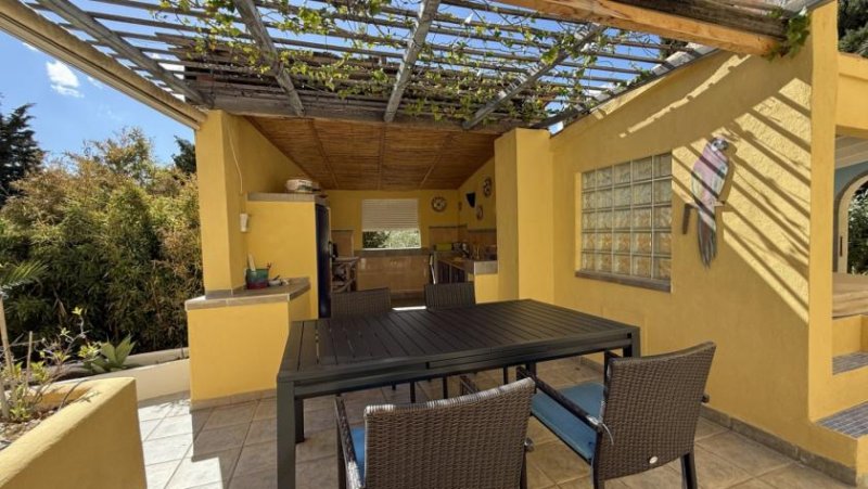 Benissa Große Villa auf Eckgrundstück mit Pool und Doppelgarage in Top-Lage in Benissa Montemar Haus kaufen