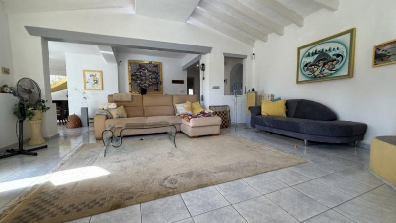 Benissa Große Villa auf Eckgrundstück mit Pool und Doppelgarage in Top-Lage in Benissa Montemar Haus kaufen