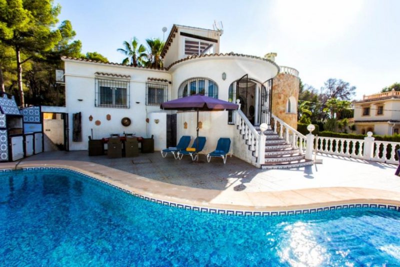 Benissa Traditionelle und großzügige Villa mit Privatpool, Garage und Dachterrasse mit Meerblick Haus kaufen