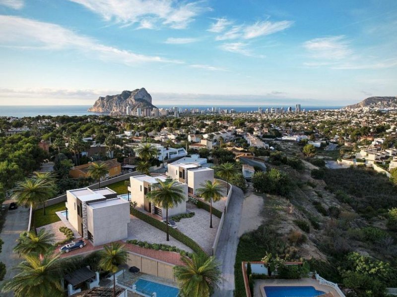 Calpe Exklusive Entwicklung von 3 modernen Neubau-Villen auf großen Grundstücken Haus kaufen