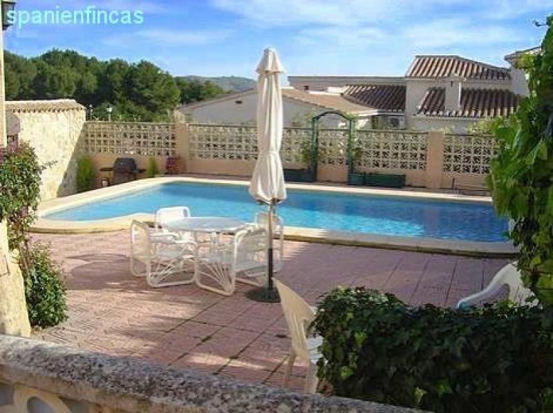 Moraira Sabatera spanienfincas - Moraira 227qm Villa, 6 SZ, 2 Appartements, Pool, 1.090qm Grundstück Haus kaufen