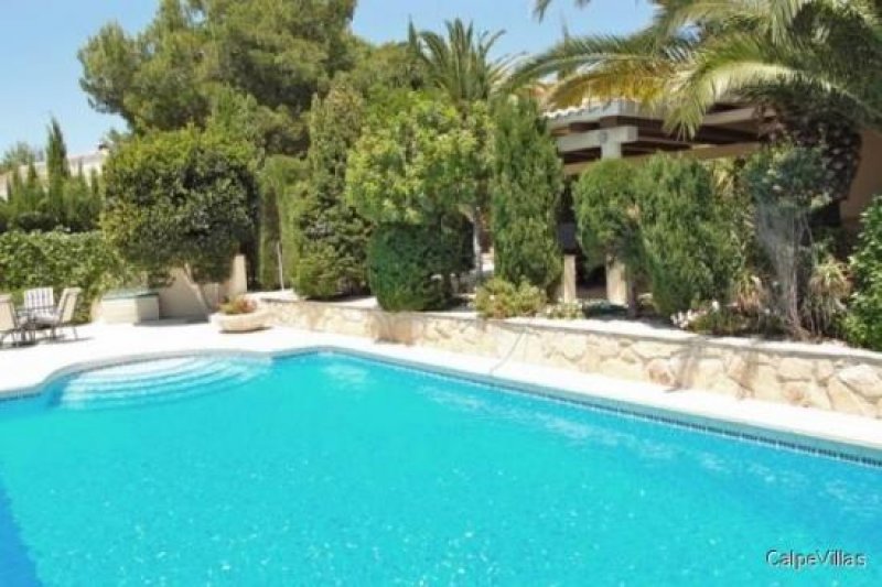 Moraira Beeindruckende Villa auf einem flachen, sonnigen Grundstück in Laufnähe zum Zentrum von Moraira Haus kaufen