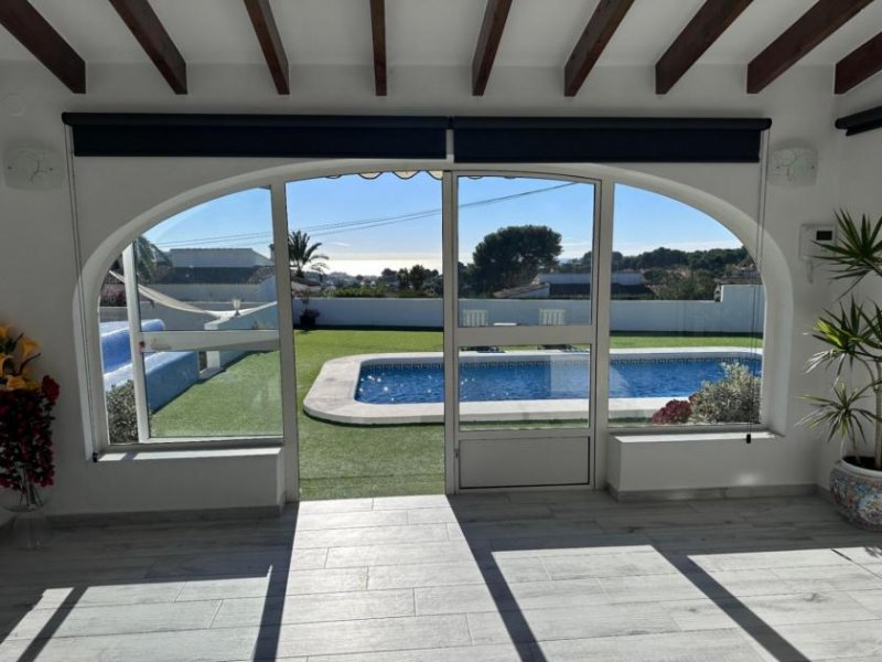 Moraira Eingeschossige Villa mit 3 Schlafzimmern, 1 Bad, 1 Gäste-WC, Meerblick und Privatpool in La Sabatera Haus kaufen