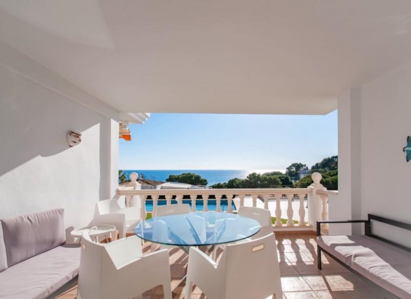Moraira Maisonette-Wohnung mit 2 Schlafzimmern, 1 Bad, 2 Tiefgaragenstellplätzen, Gemeinschaftspool und Meerblick Wohnung kaufen