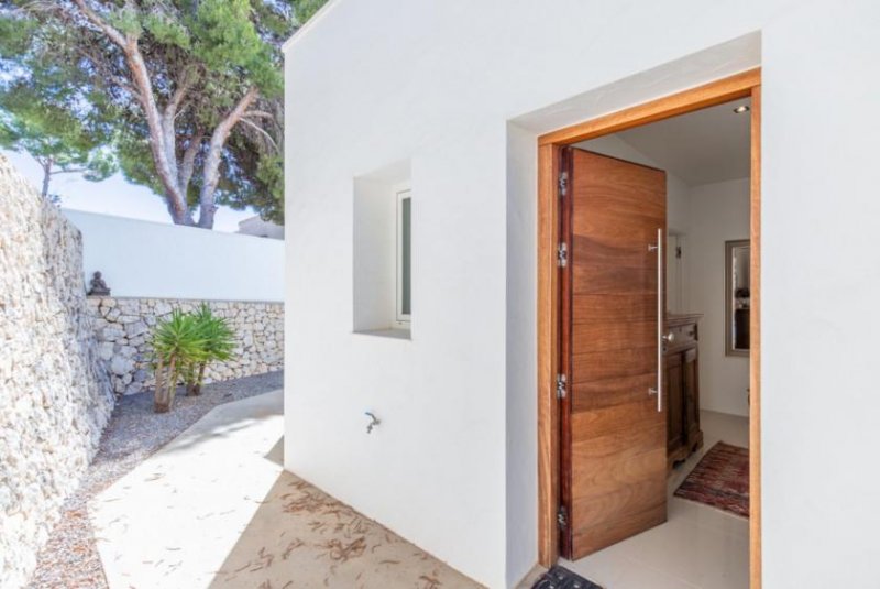 Moraira Moderne Villa mit spektakulärem Meerblick Haus kaufen
