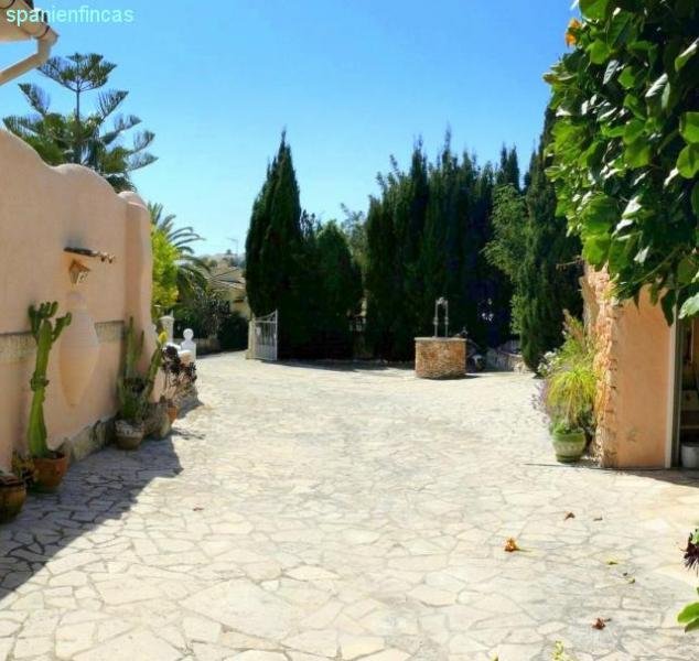 Moraira PROVISIONSFREI !!! 243 qm Villa + 80 qm Natursteinhaus auf 1.857 qm Grundstück + 1.014qm Baugrundstück, Meeresnähe Haus