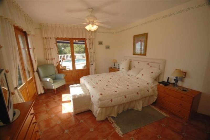 Moraira Villa im Park in Moraira zu verkaufen Haus kaufen