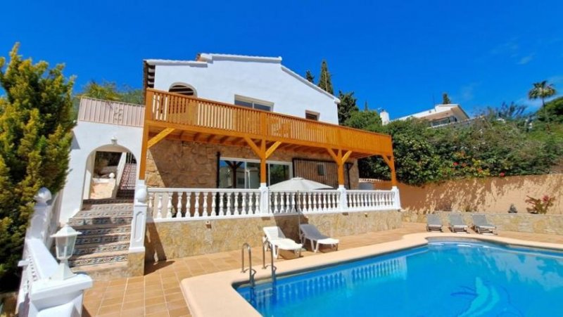 Teulada Atemberaubende Villa nahe Moraira, nur 10 Fußminuten zum Strand Haus kaufen