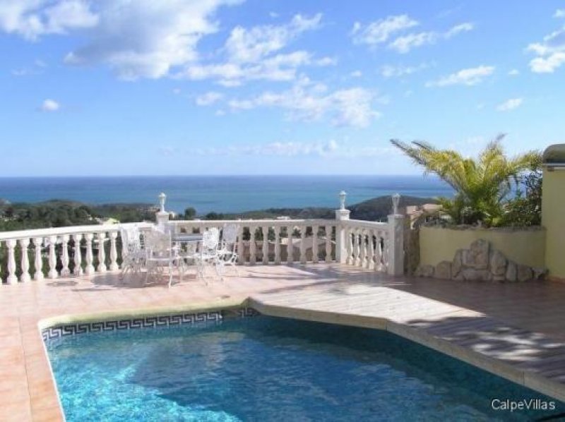 Benitachell Grosse Villa auf einem Eckgrundstück in Benitachell Haus kaufen