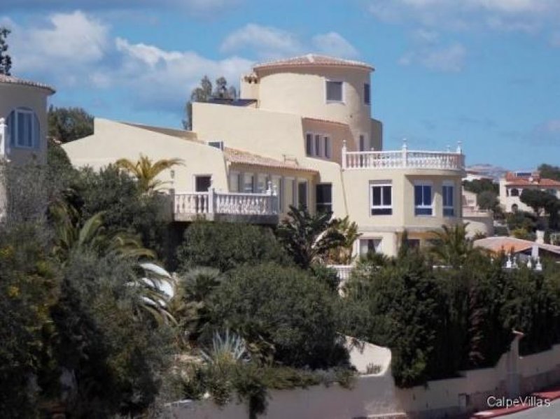 Benitachell Grosse Villa auf einem Eckgrundstück in Benitachell Haus kaufen